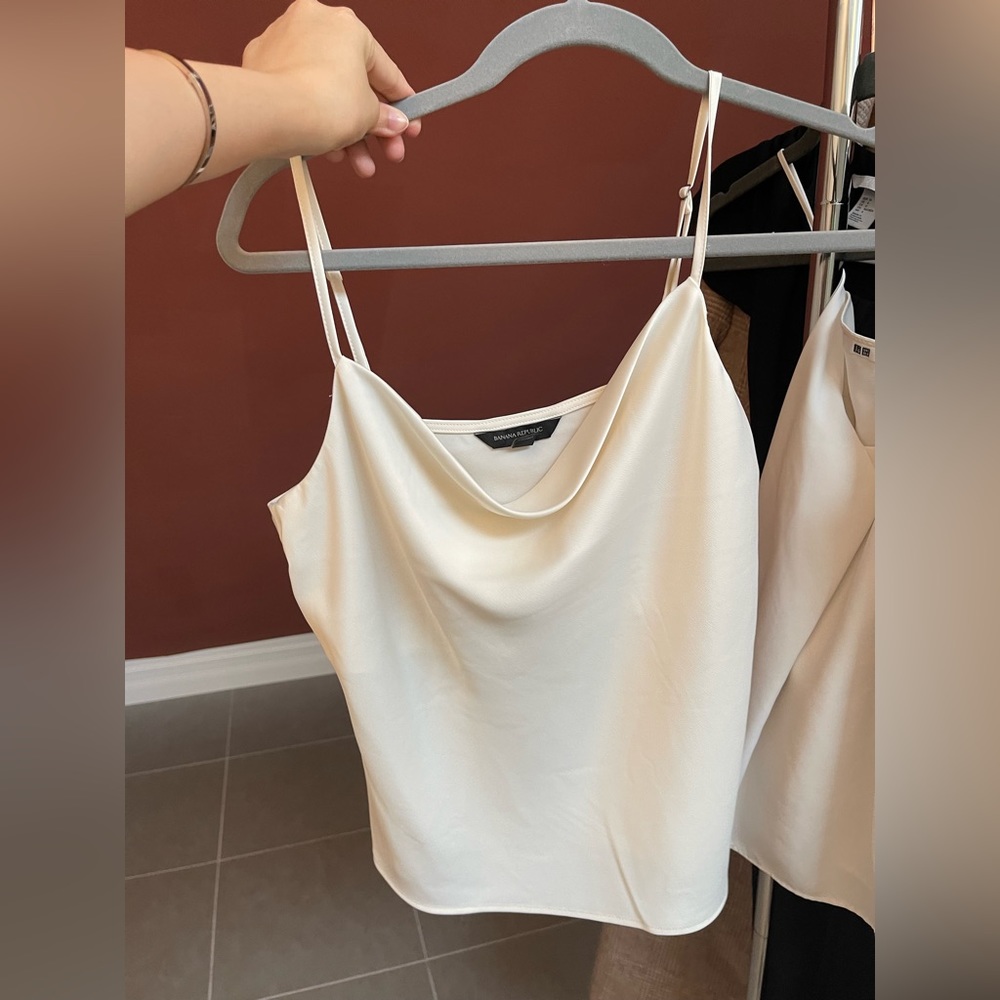 Banana Republic Cream Silky Cowl Neck Tank Top Cami